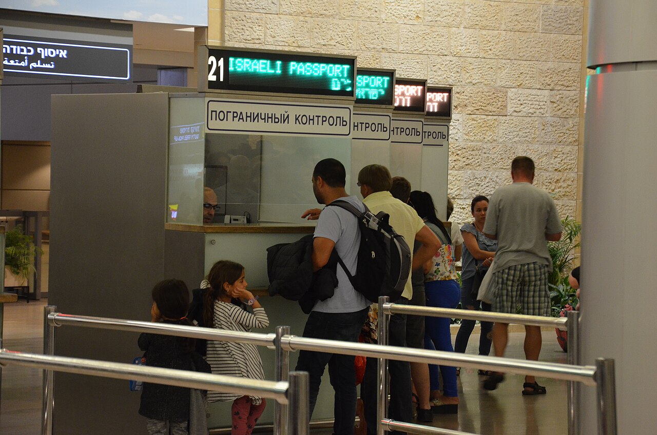 Controle de passaporte